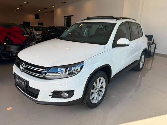 VOLKSWAGEN TIGUAN 1.4 TSI 16V TURBO GASOLINA 4P DSG VOLKSWAGEN TIGUAN 1.4 TSI 16V TURBO GASOLINA 4P DSG
